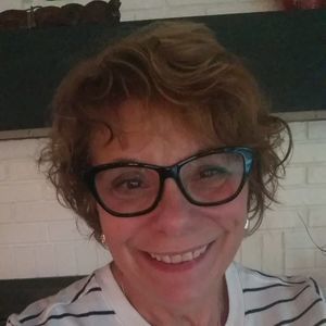 Meet your Posher, Deborah